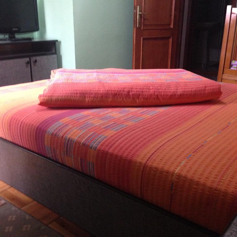 Motel Buti シゲトゥ・マルマツィエイ 部屋 写真
