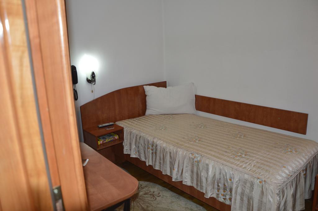 Motel Buti シゲトゥ・マルマツィエイ 部屋 写真